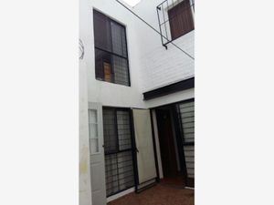 Casa en Venta en Jardines Del Valle Zapopan