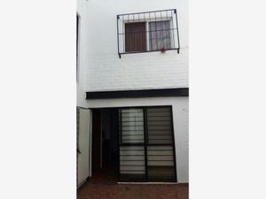 Casa en Venta en Jardines Del Valle Zapopan