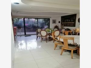 Casa en Venta en Valle de las Palmas Huixquilucan