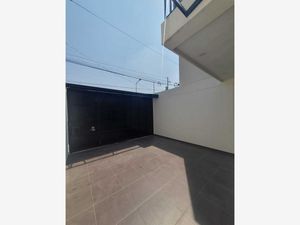 Casa en Venta en Arboledas de Loma Bella Puebla