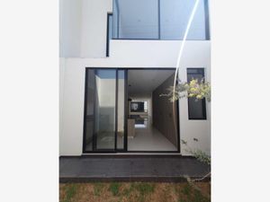 Casa en Venta en Arboledas de Loma Bella Puebla