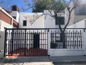 Casa en venta en Magisterio Sección 38, Saltillo, Coahuila de Zaragoza,  25294.