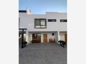 Casa en venta en Guadalajara, San Sebastianito, 45601 San Pedro Tlaquepaque,  Jal., México.