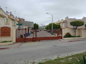 Casa en Venta en Urbi Quinta del Cedro Tijuana