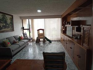 Casa en Venta en Lomas del Valle Guadalajara