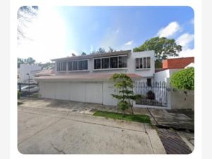 Casa en Venta en Bugambilias Zapopan