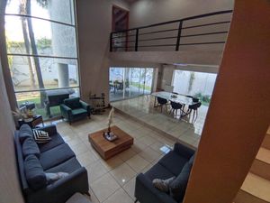 Casa en Venta en Rinconada Santa Rita Zapopan