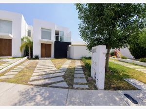 Casa en Venta en Residencial el Refugio Querétaro