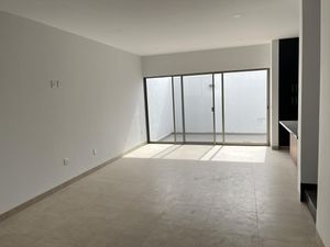 Casa en Venta en Valle Imperial Zapopan