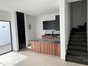 Casa en Venta en Valle Imperial Zapopan