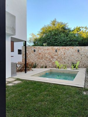 Casa en venta en privada