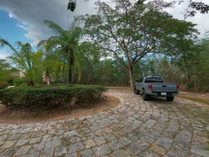 Terreno en el Country Club, Mérida. / mayanlife.mx