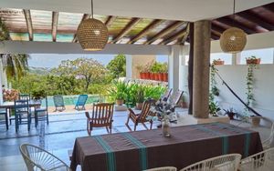 Villa con alberca, vista al mar, ecofriendly, amueblada, en venta Huatulco.