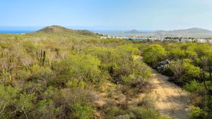 Terreno con vista al mar y la montaña, en el Tezal, en venta Cabo San Lucas
