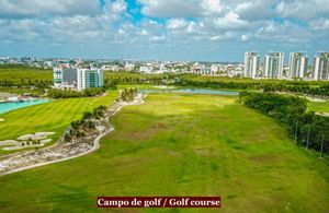 Departamento en Puerto Cancún, golf, club de playa, alberca común, en venta