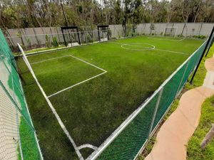 Terreno residencial en privada con casa club Canchas deportivas, alberca, parque