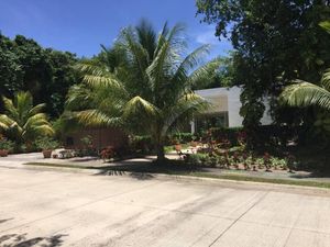 Residencia  PRECIO REDUCIDO con alberca privada y jacuzzi, club de playa