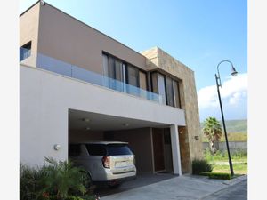 Casa en Venta en Cerezos Residencial Monterrey