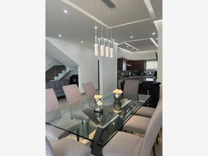 Casa en Venta en Valle de Cristal Monterrey