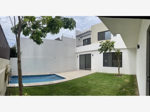 Casa en Venta en Palmira Tinguindin Cuernavaca