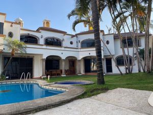 Casa en Renta en Extensión Vista Hermosa Cuernavaca