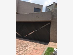 Casa en Venta en Jardines En la Montaña Tlalpan