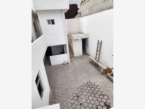 Casa en Venta en Arboledas de Loma Bella Puebla