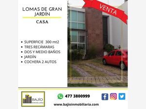 Casa en Venta en Lomas de Gran Jardin León