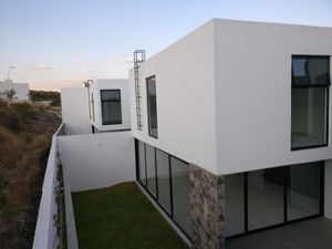 Casas en venta en Blvd. Zanda, Guanajuato, México, 37690