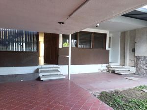 Casa en Venta en Jardines del Moral León