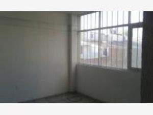 Departamento en Venta en Jardines del Moral León