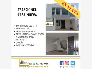 Casa en Venta en Hacienda Santa Fe León