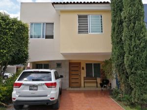 Casa en Venta en Nueva Galicia Residencial Tlajomulco de Zúñiga