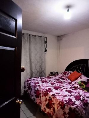 CASA EN VENTA EN JARDINES DEL VERGEL