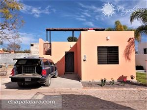 Casa en Venta en San Antonio Tlayacapan Chapala