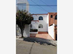 Casa en Venta en El Fortín Corregidora