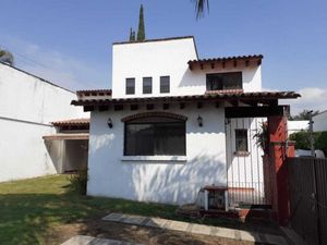 Casa en Venta en Extensión Vista Hermosa Cuernavaca