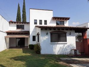 Casa en Venta en Extensión Vista Hermosa Cuernavaca