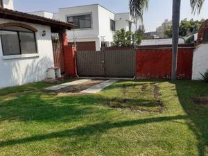 Casa en Venta en Extensión Vista Hermosa Cuernavaca