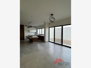 Casa en Venta en Rincón de los Encinos Saltillo