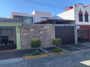 Casa en Renta en Lomas del Marmol Puebla
