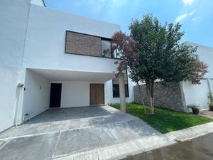 Casa en Venta en La Carcaña San Pedro Cholula