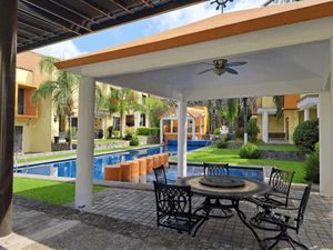 Casa en Venta en Burgos Bugambilias Temixco