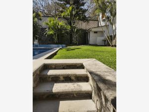 Casa en Venta en Burgos Bugambilias Temixco