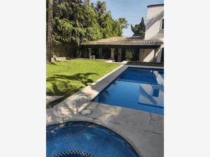 Casa en Venta en Burgos Bugambilias Temixco