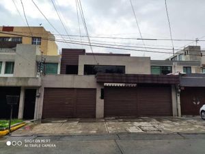 Casa en Venta en Ciudad Satelite Naucalpan de Juárez