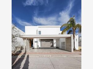 Casa en Venta en Cerrada de La Misión Aguascalientes