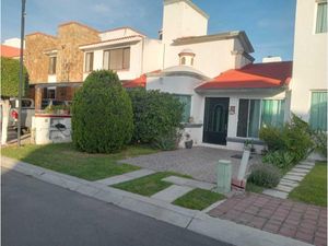 Casa en Venta en Privada Bugambilias Querétaro