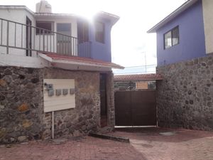 Casa en Renta en Burgos Temixco