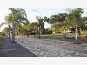 Terreno en Venta en Residencial Esmeralda Colima